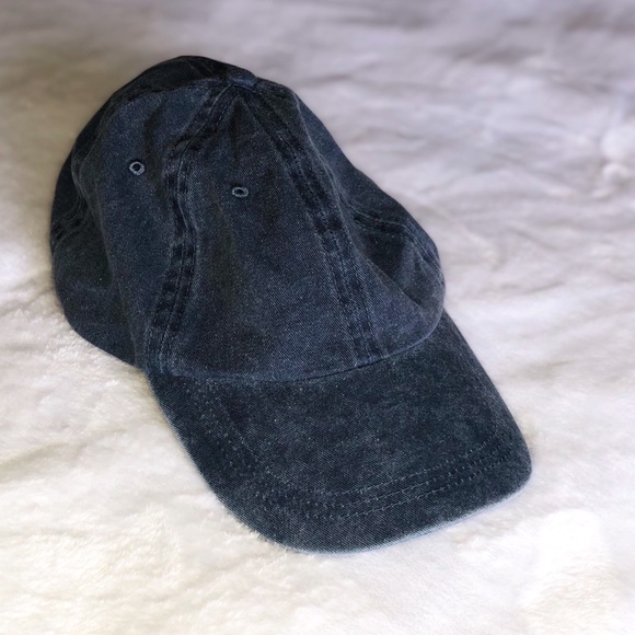 Fashionnova - Low Profile Cap - Picture 1 of 5